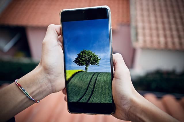 Top 10 Trending Smartphone Features to Look For